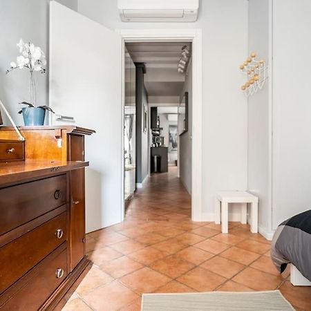 L'Atelier Del Centro: Tra Design, Storia E Fascino Apartment Brescia Exterior photo