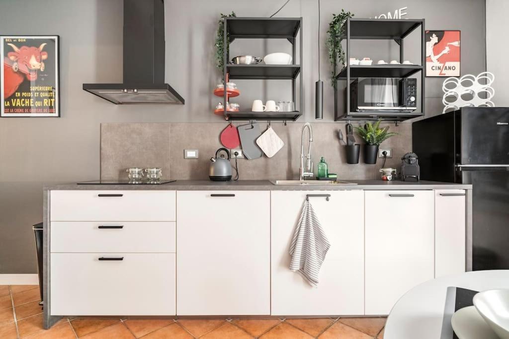 L'Atelier Del Centro: Tra Design, Storia E Fascino Apartment Brescia Exterior photo