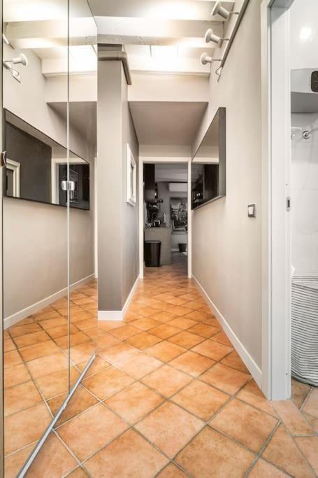 L'Atelier Del Centro: Tra Design, Storia E Fascino Apartment Brescia Exterior photo