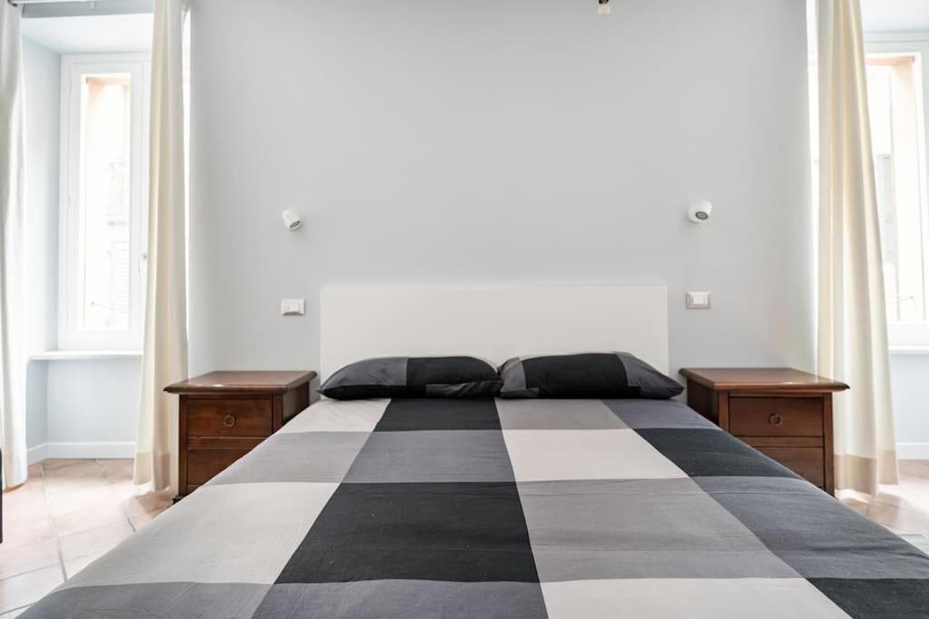 L'Atelier Del Centro: Tra Design, Storia E Fascino Apartment Brescia Exterior photo